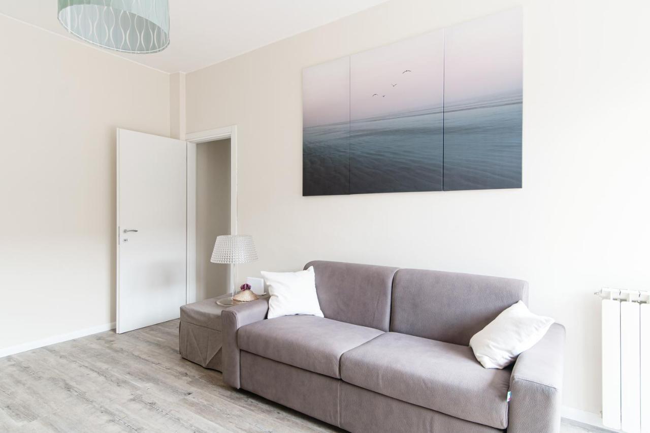 Lovely Suite With Private Parking In קומו מראה חיצוני תמונה